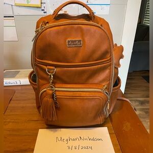 Itzy Ritzy Boss Plus - Elle Strong